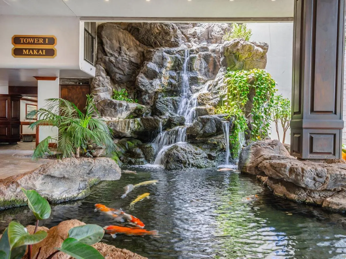 Waikiki Banyan Ocean View Oasis With Free Parking! Apartment Honolulu