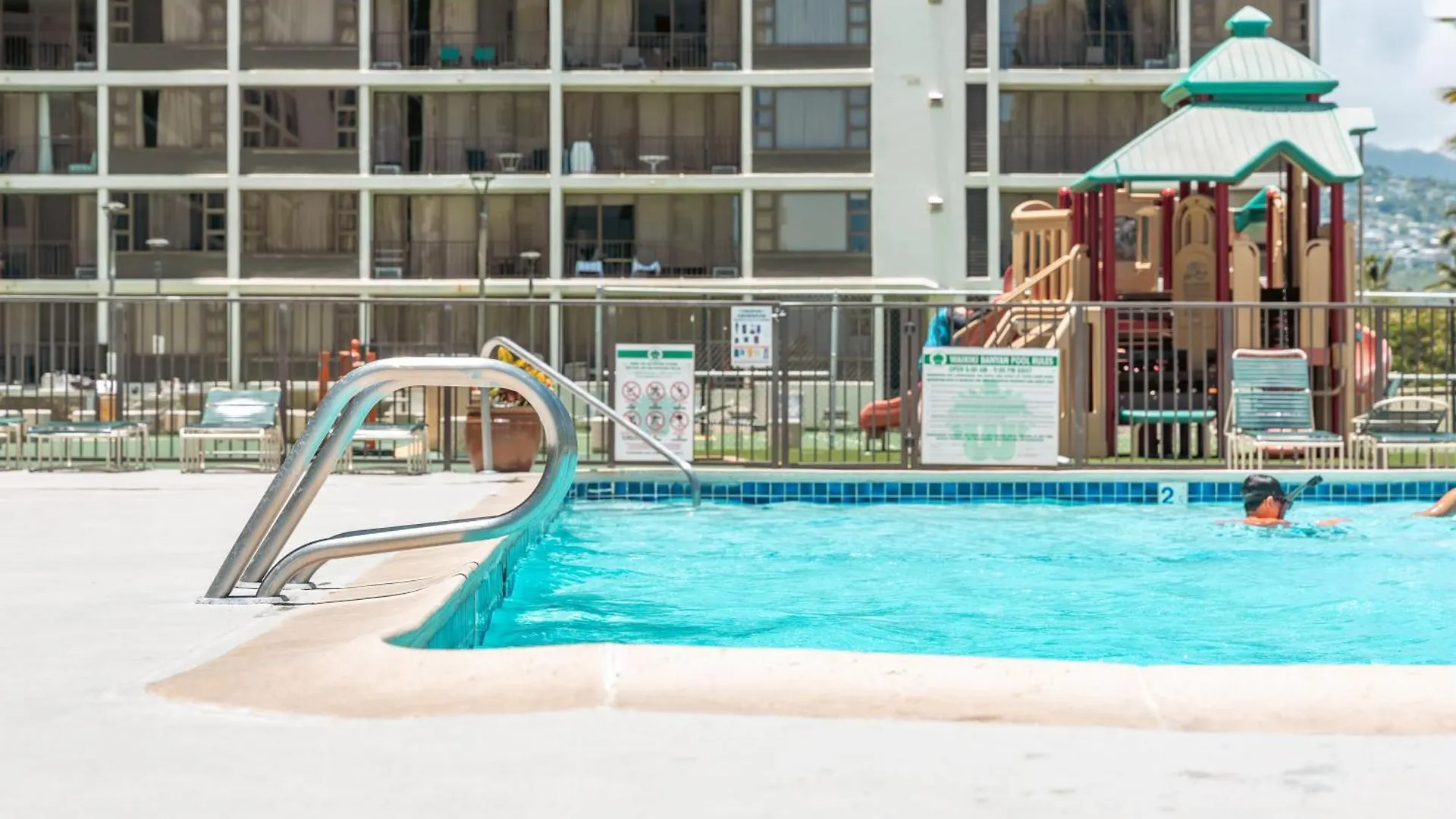 Waikiki Banyan Ocean View Oasis With Free Parking! Apartment Honolulu