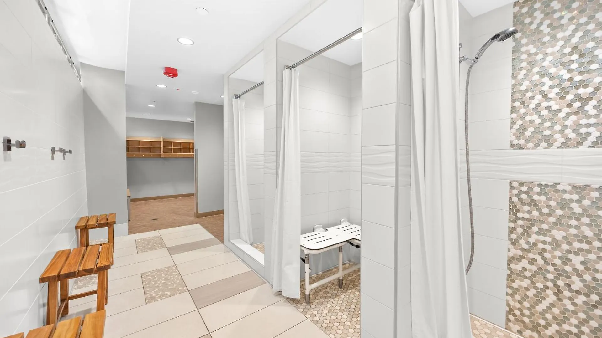 Waikiki Banyan Ocean View Oasis With Free Parking! Apartment Honolulu