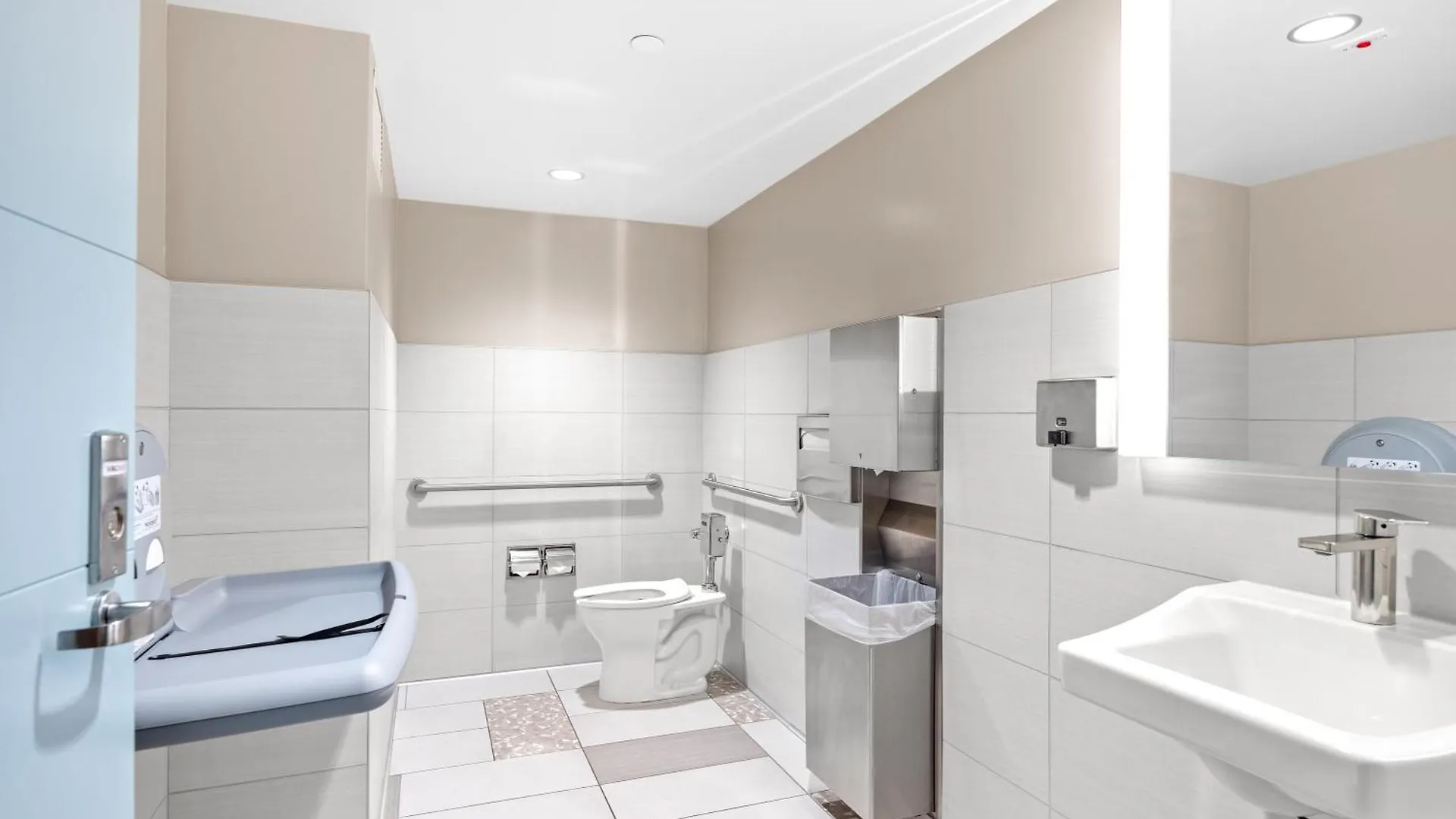 Waikiki Banyan Ocean View Oasis With Free Parking! Apartment Honolulu United States